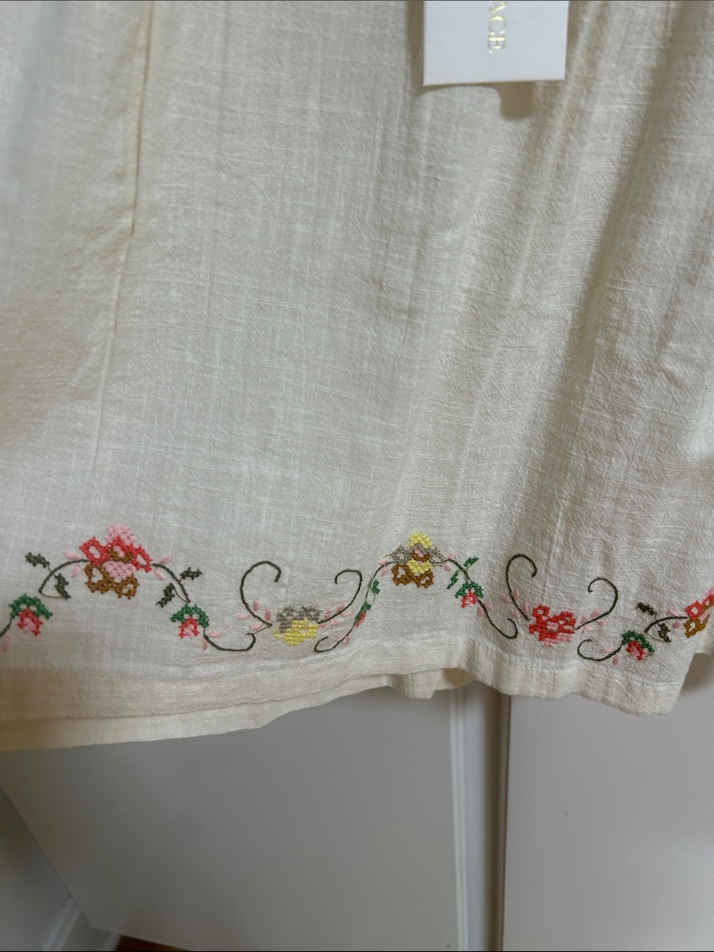Jennifer & Grace Cream Embroidered Flutter-Sleeve Blouse - Picture 4 of 6